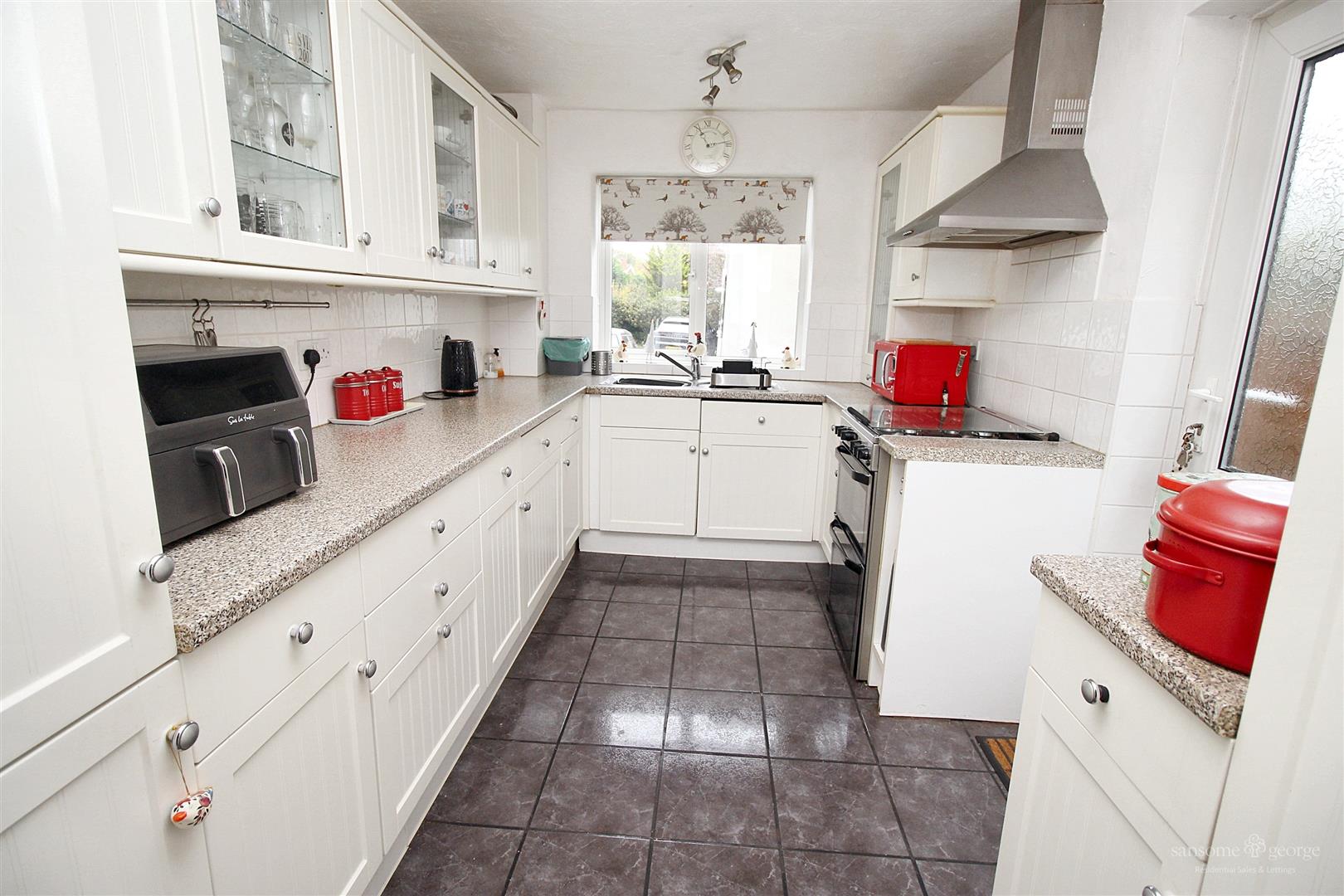 Cecil Aldin Drive, Tilehurst, Reading